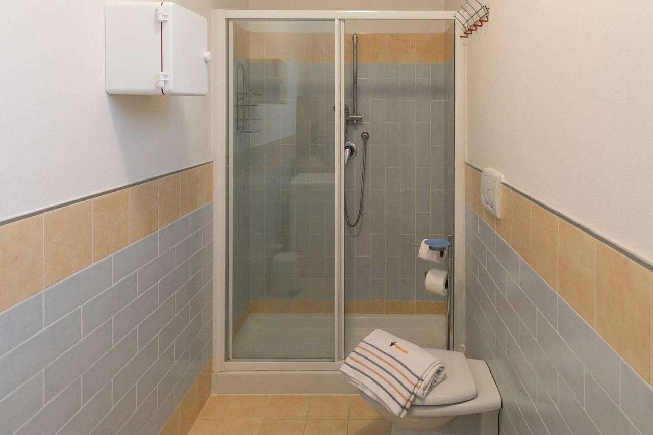 Altido Charming Apt With Terrace Next To Giardino Scotto Apartment Pisa Bagian luar foto